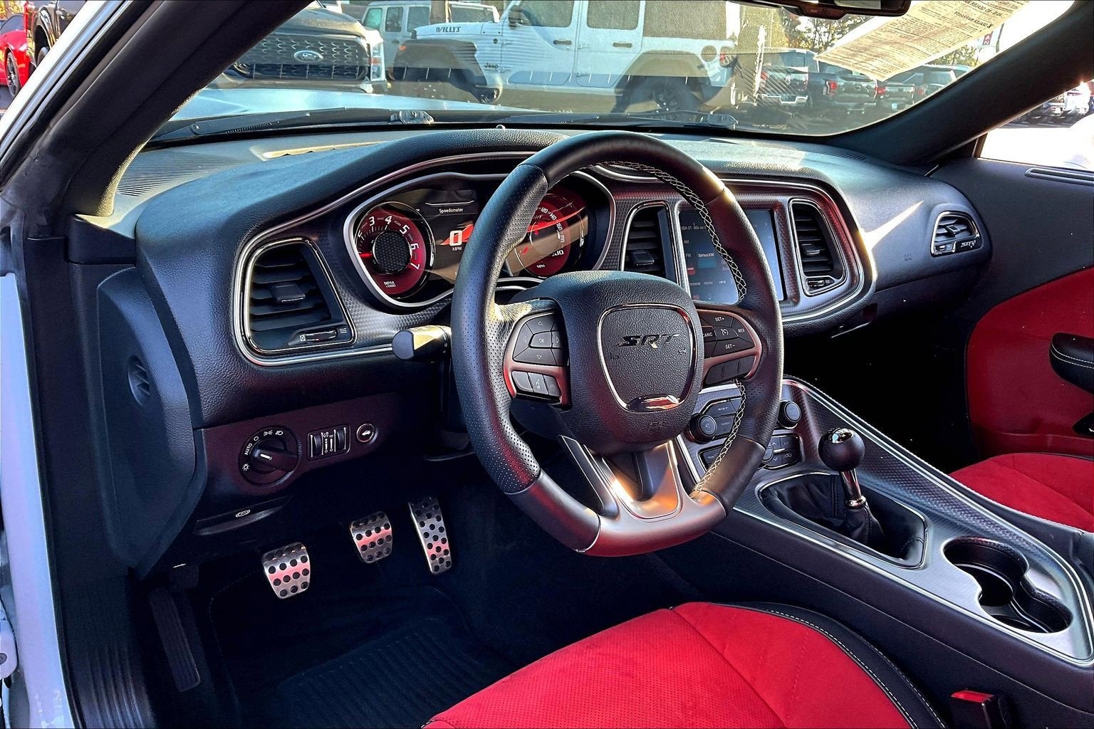 2015 Dodge Challenger SRT Hellcat