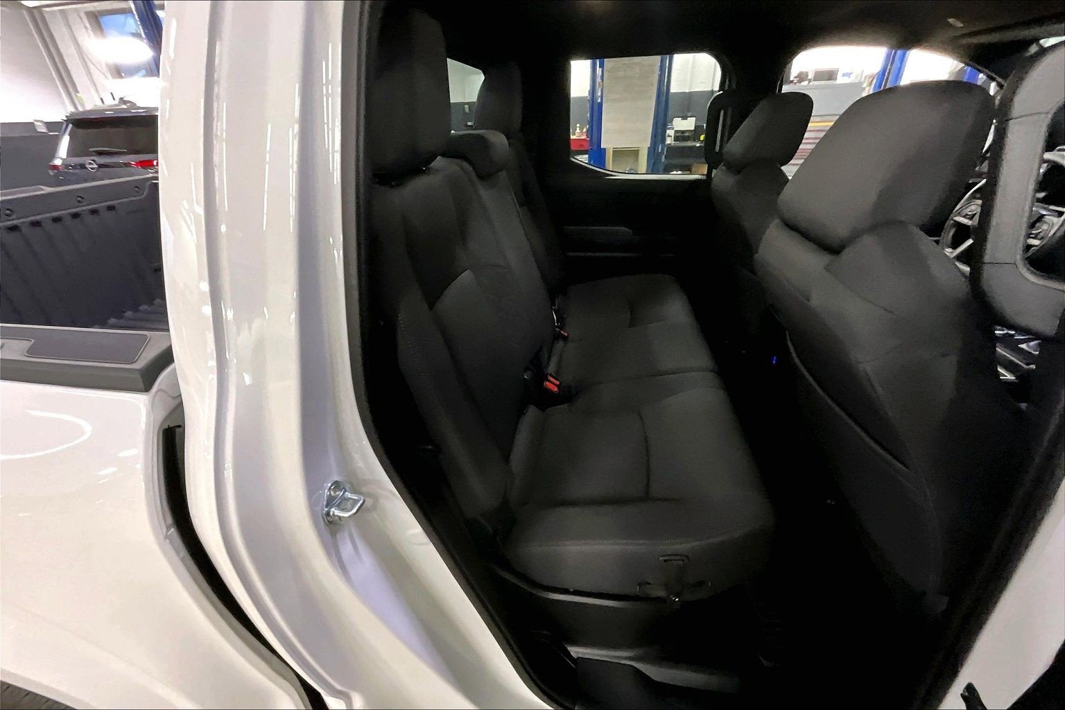 2024 Toyota Tacoma 4WD SR5