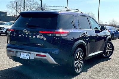 2022 Nissan Pathfinder Platinum