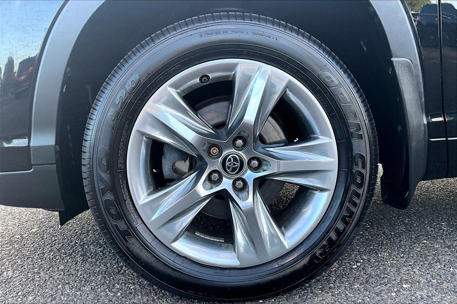 2019 Toyota Highlander Hybrid Limited Platinum