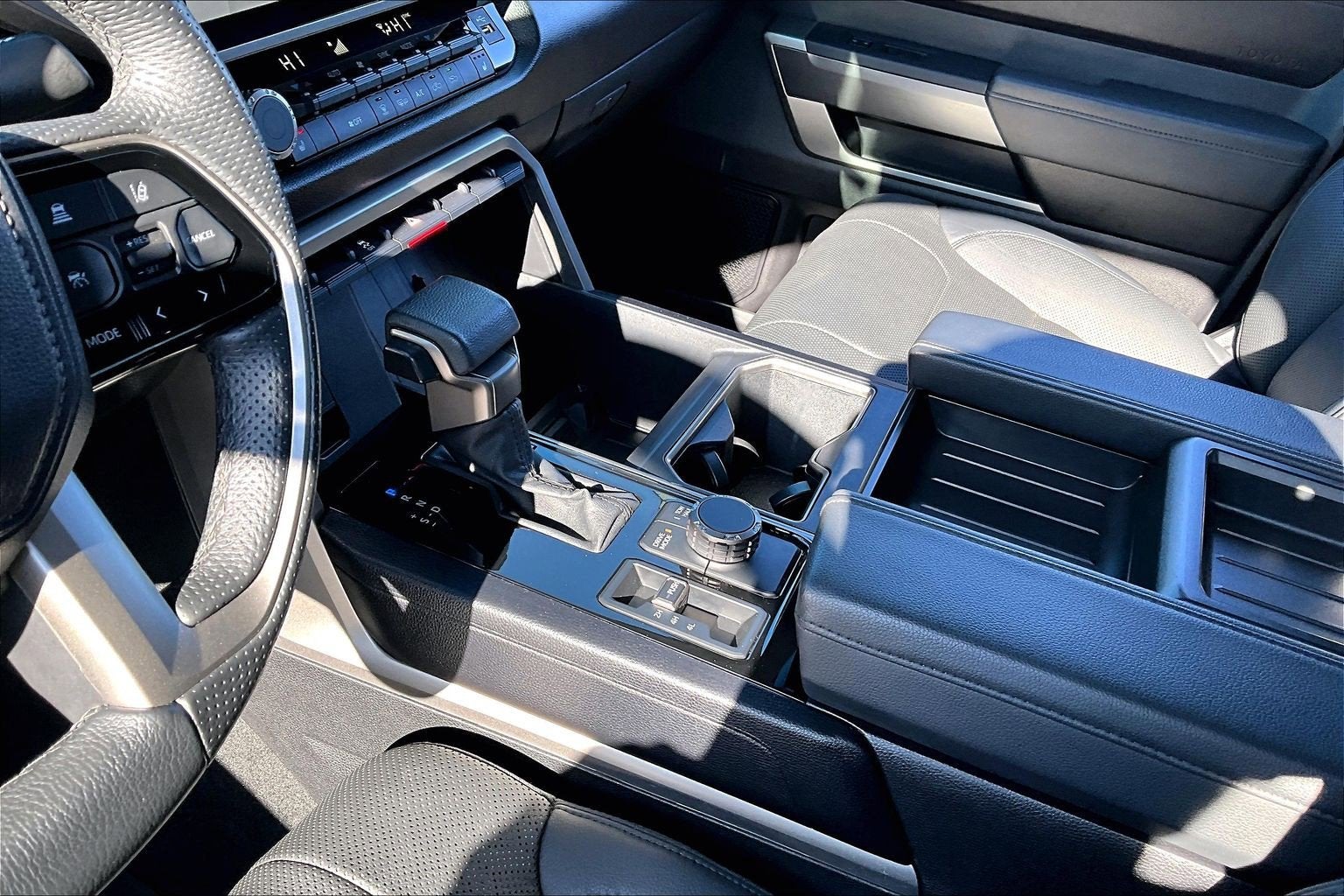 2023 Toyota Tundra 4WD SR5