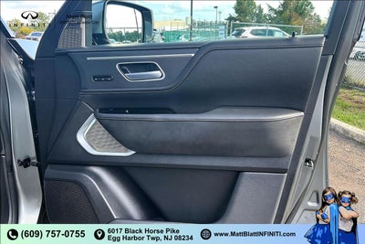 2025 INFINITI QX80 Sensory 4WD