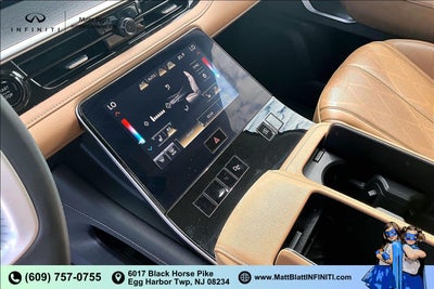 2025 INFINITI QX80 Sensory 4WD
