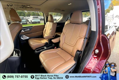 2025 INFINITI QX80 Sensory 4WD