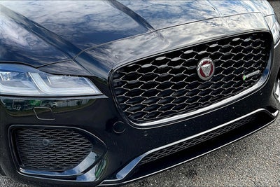 2022 Jaguar XF R-Dynamic SE