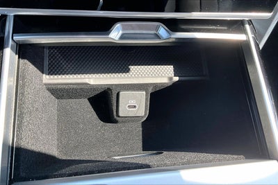 2024 Land Rover Range Rover SE