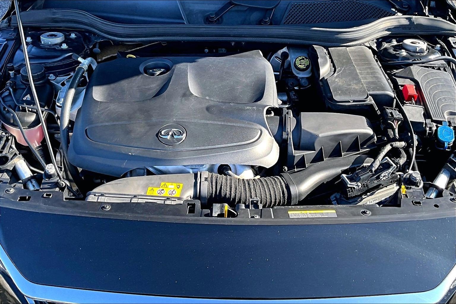 2018 INFINITI QX30 ESSENTIAL