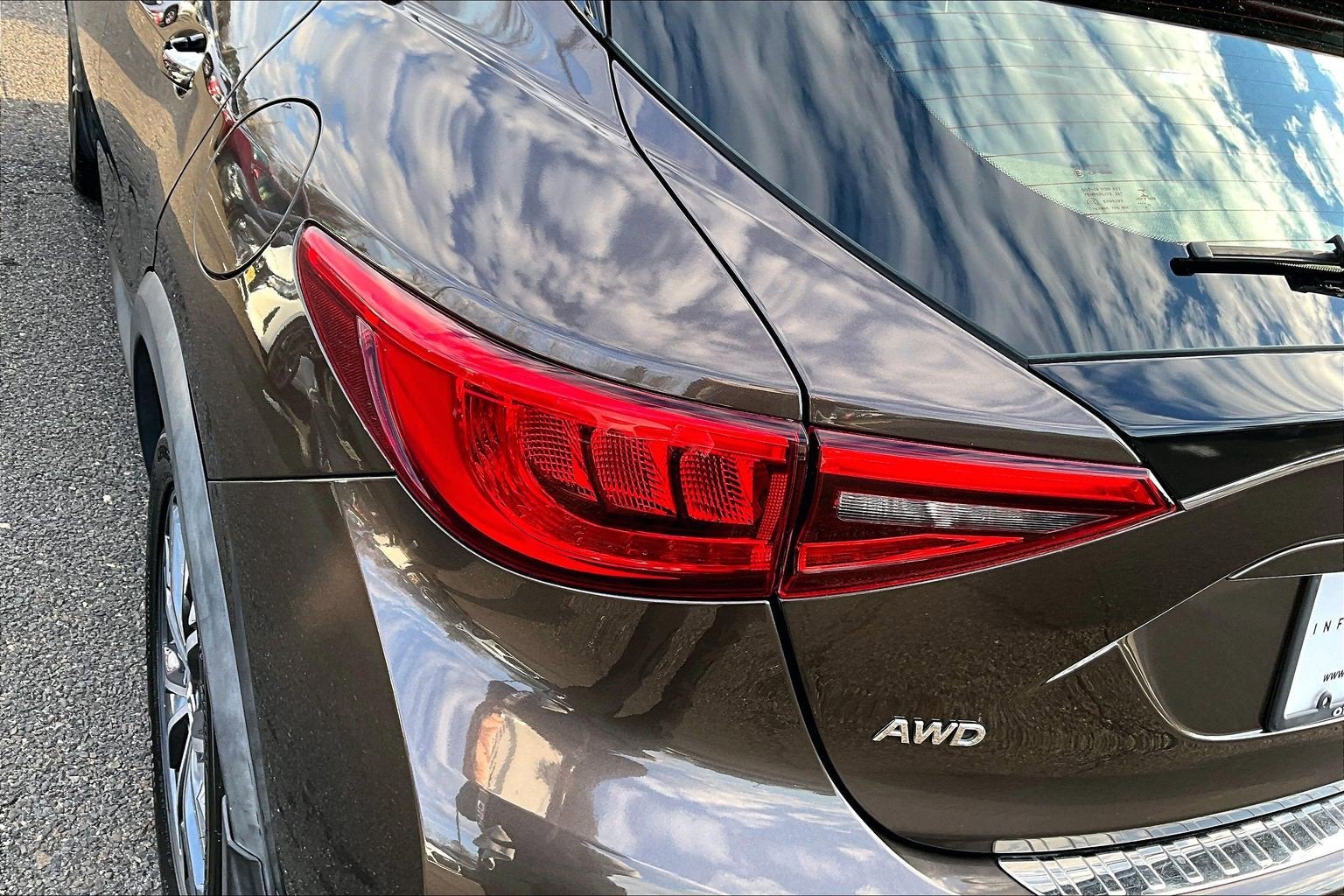 2017 INFINITI QX30 Premium AWD