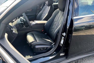 2026 BMW 5 Series 530i xDrive