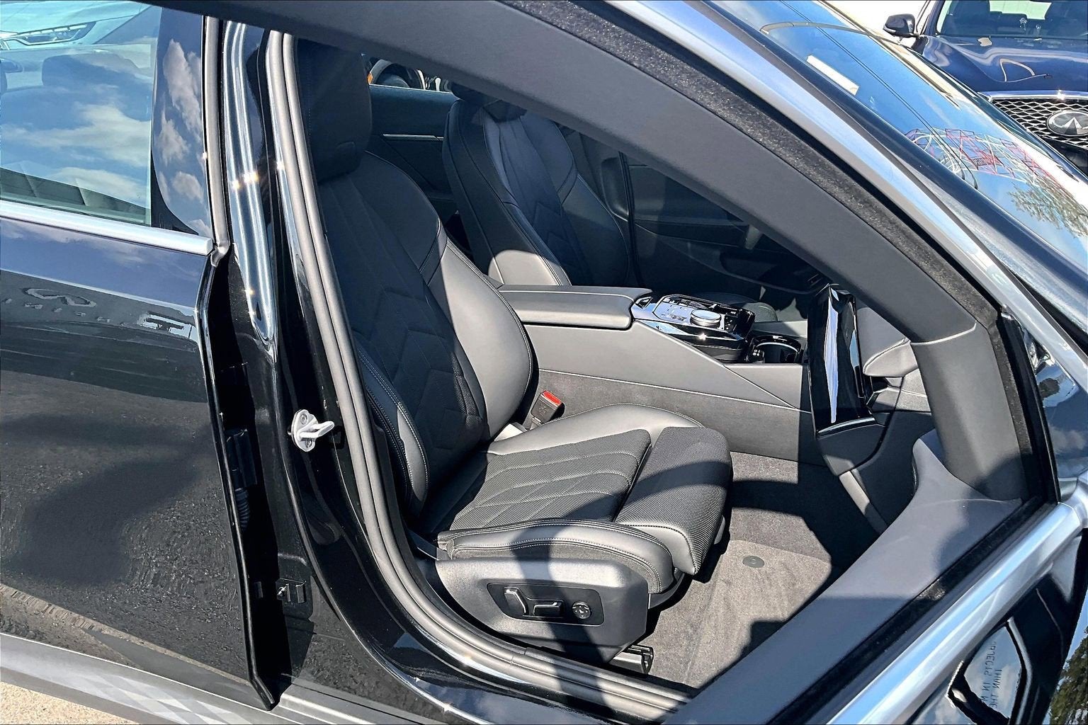 2026 BMW 5 Series 530i xDrive