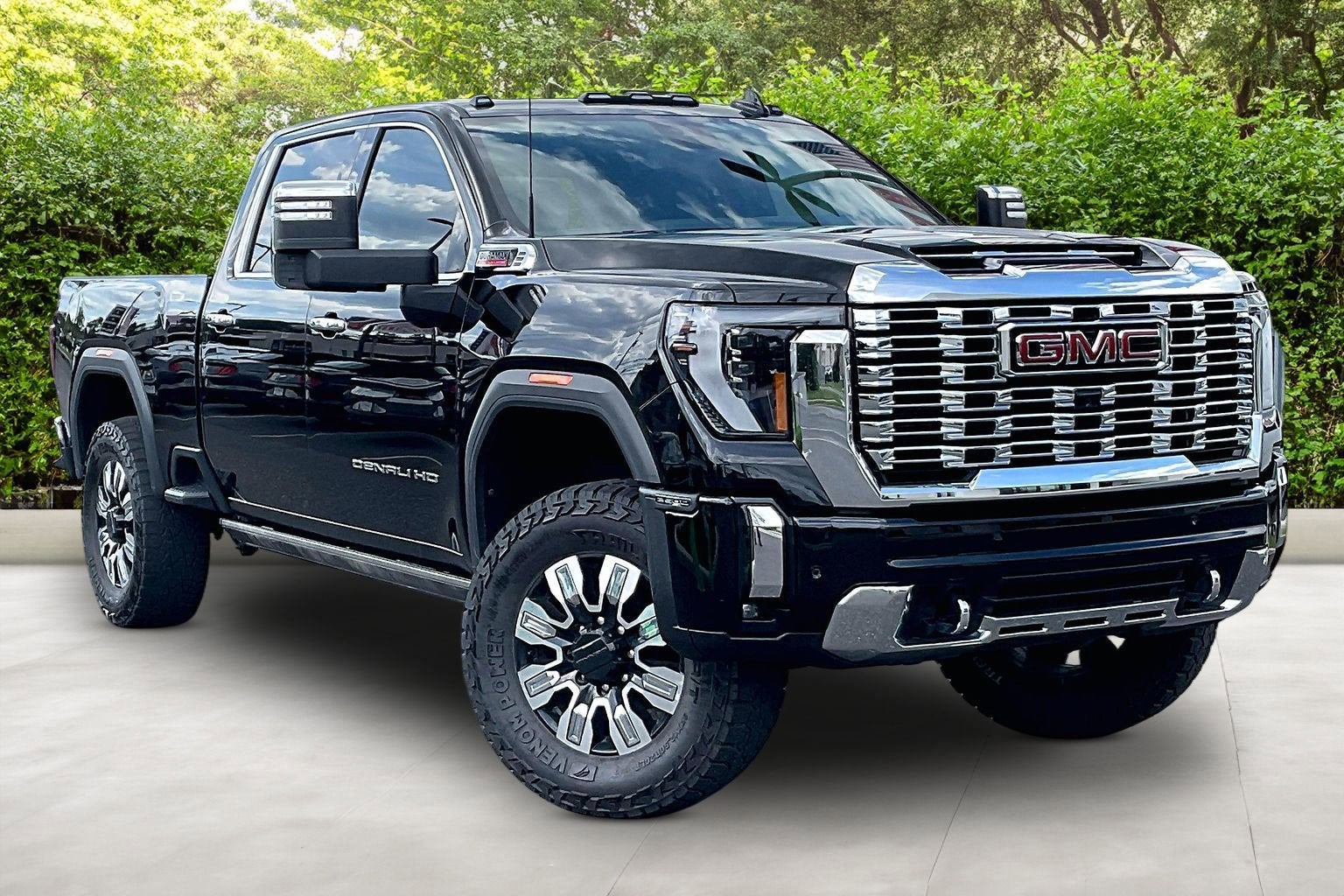 2024 GMC Sierra 2500HD Denali
