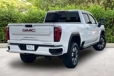 2024 GMC Sierra 2500HD Denali