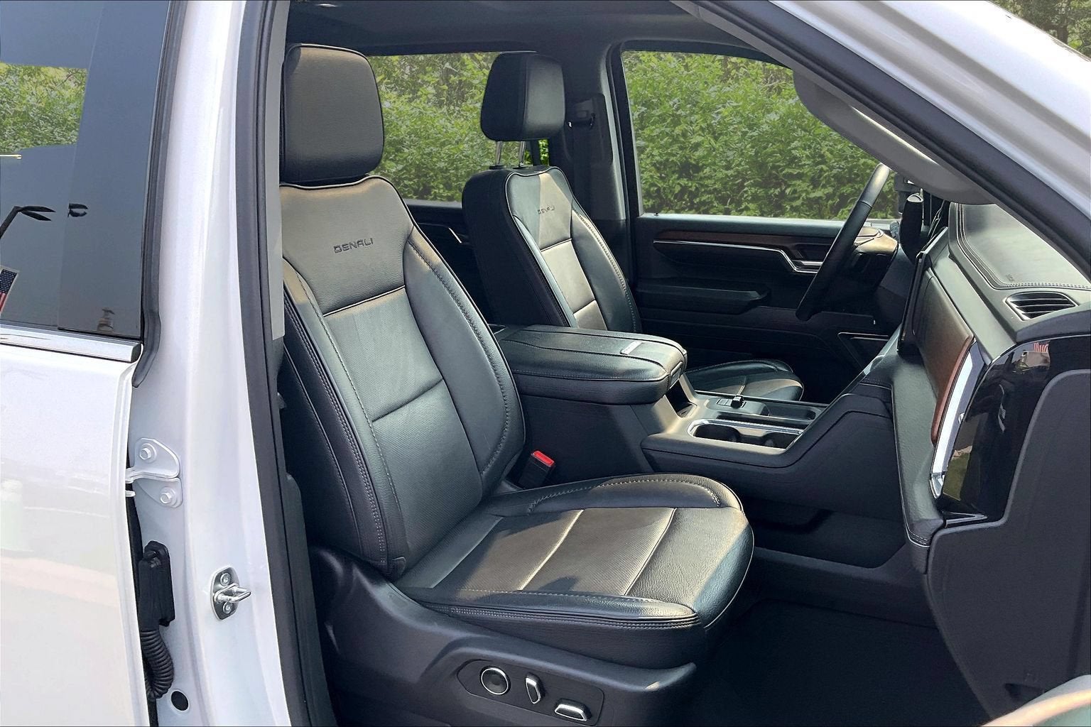 2024 GMC Sierra 2500HD Denali