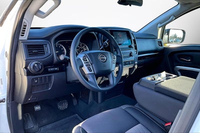 2024 Nissan Titan SV