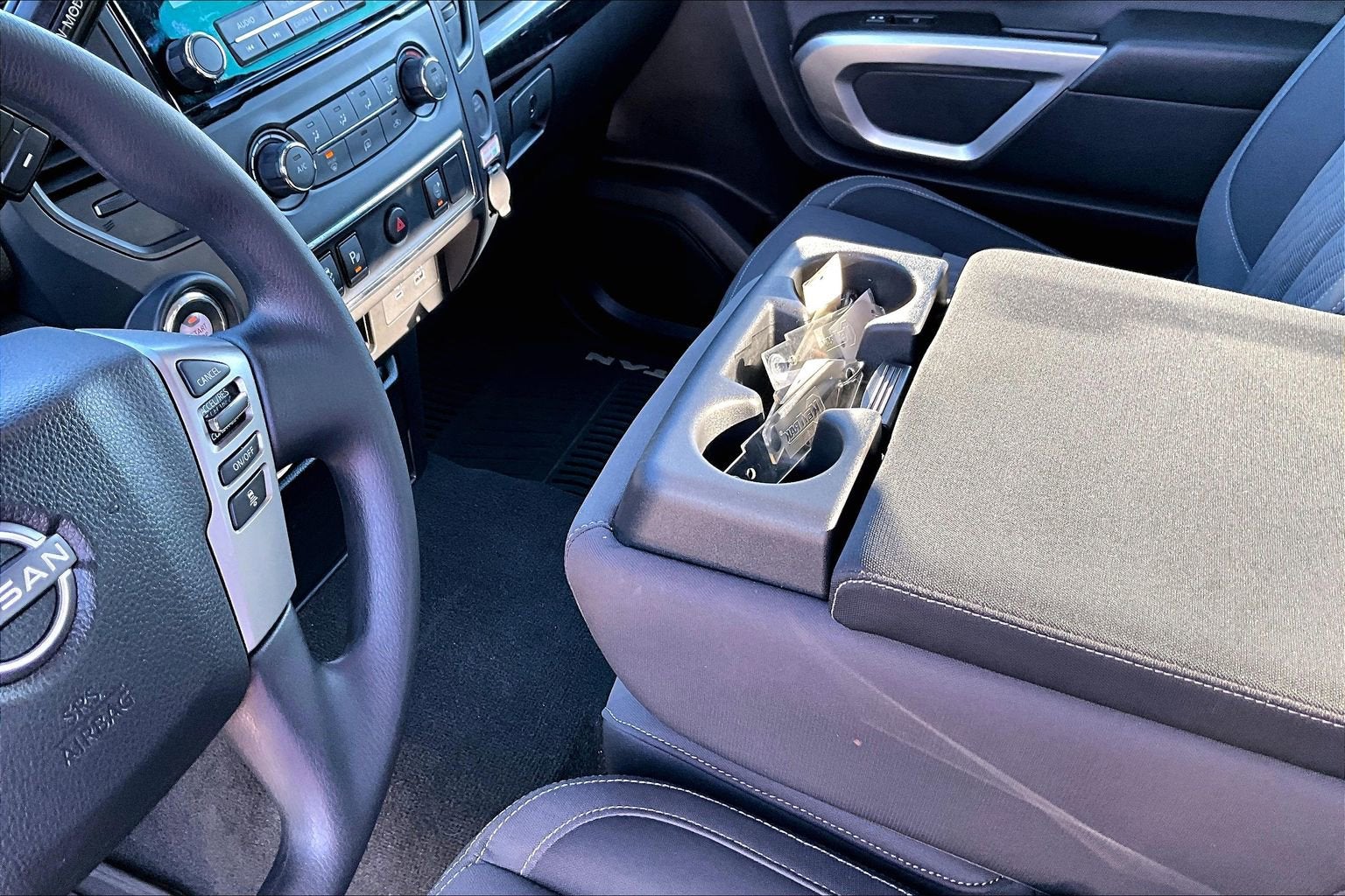 2024 Nissan Titan SV