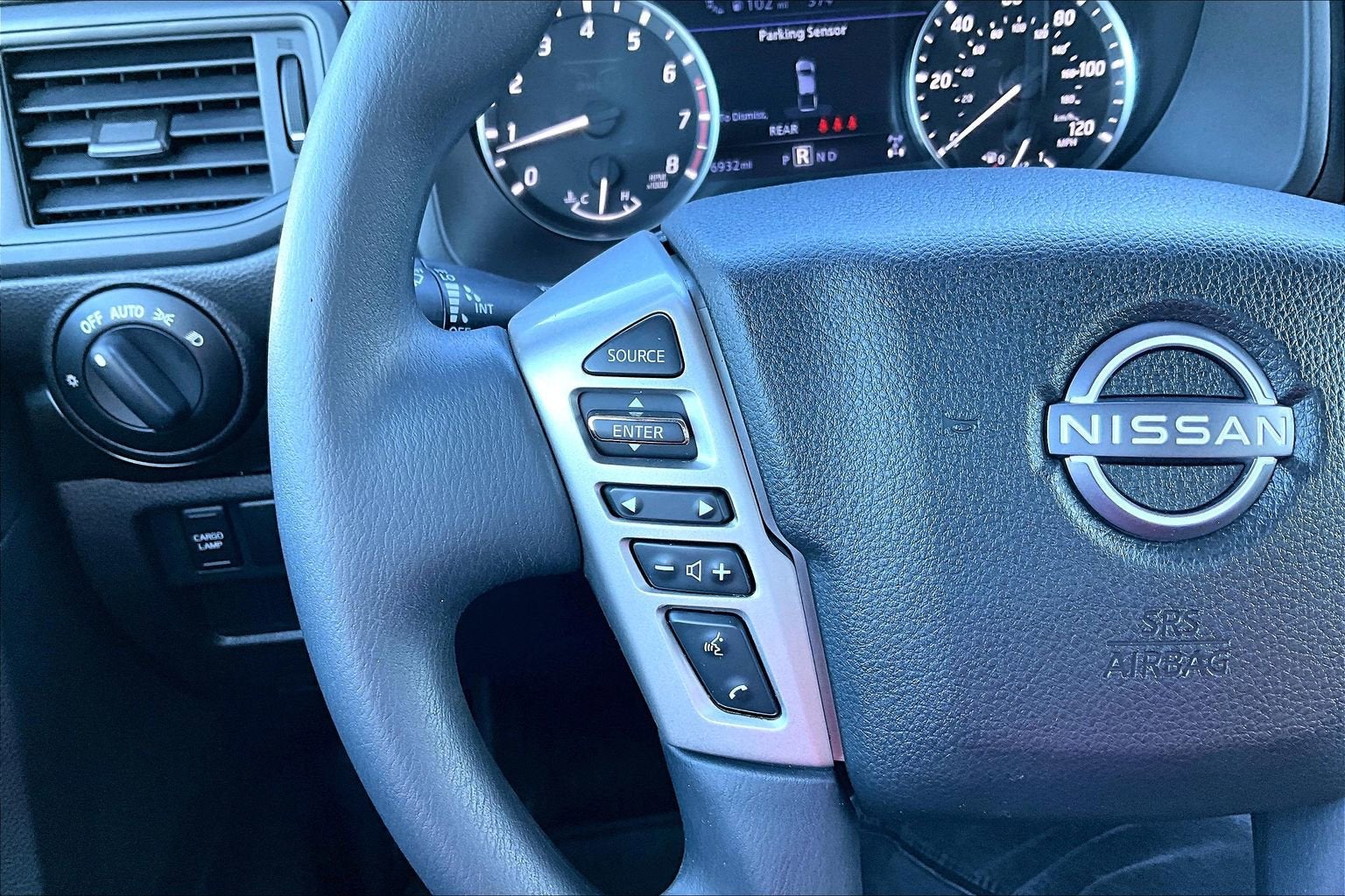 2024 Nissan Titan SV