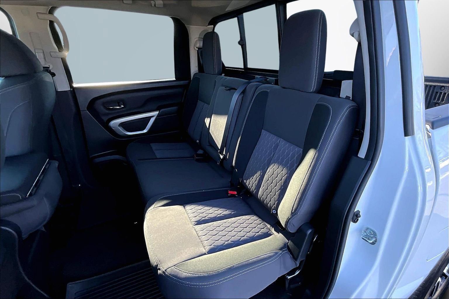 2024 Nissan Titan SV