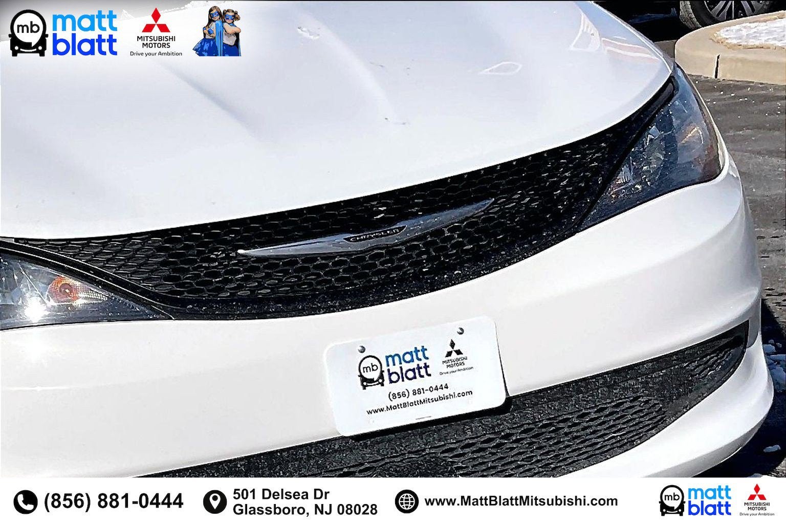 2023 Chrysler Voyager LX