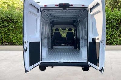 2026 RAM ProMaster Cargo Van Tradesman