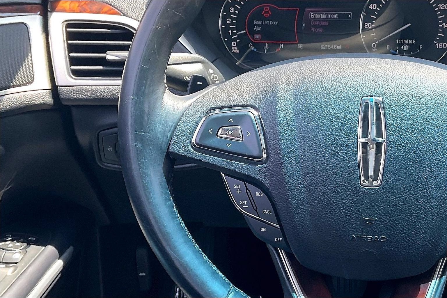 2016 Lincoln MKZ Base