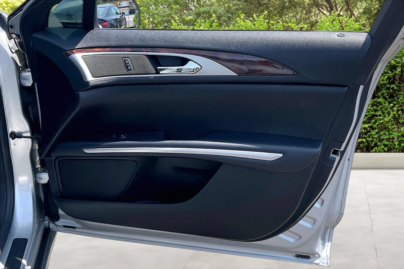 2016 Lincoln MKZ Base