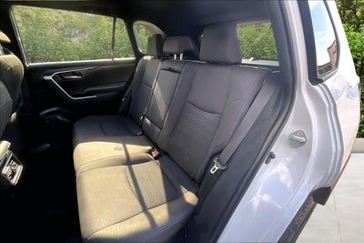 2023 Toyota RAV4 Hybrid SE