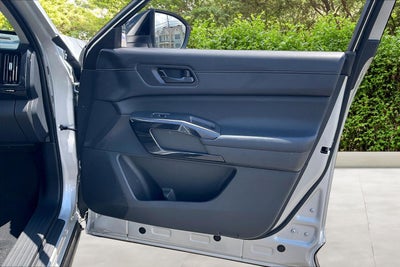 2023 Nissan Pathfinder S