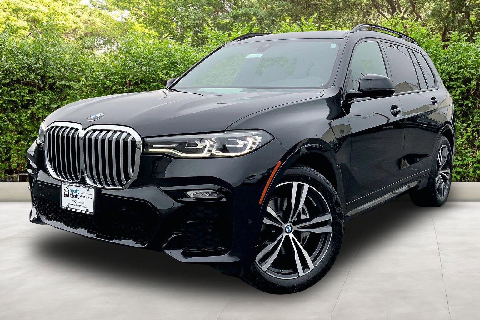 2022 BMW X7 xDrive40i's photo
