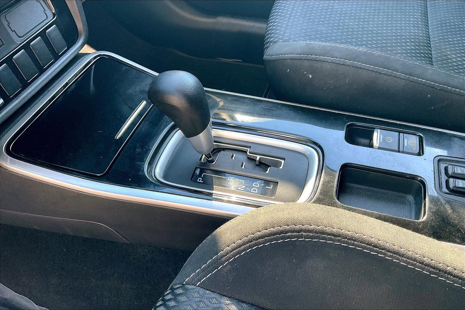 2019 Mitsubishi Outlander ES