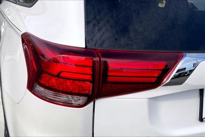 2020 Mitsubishi Outlander SE