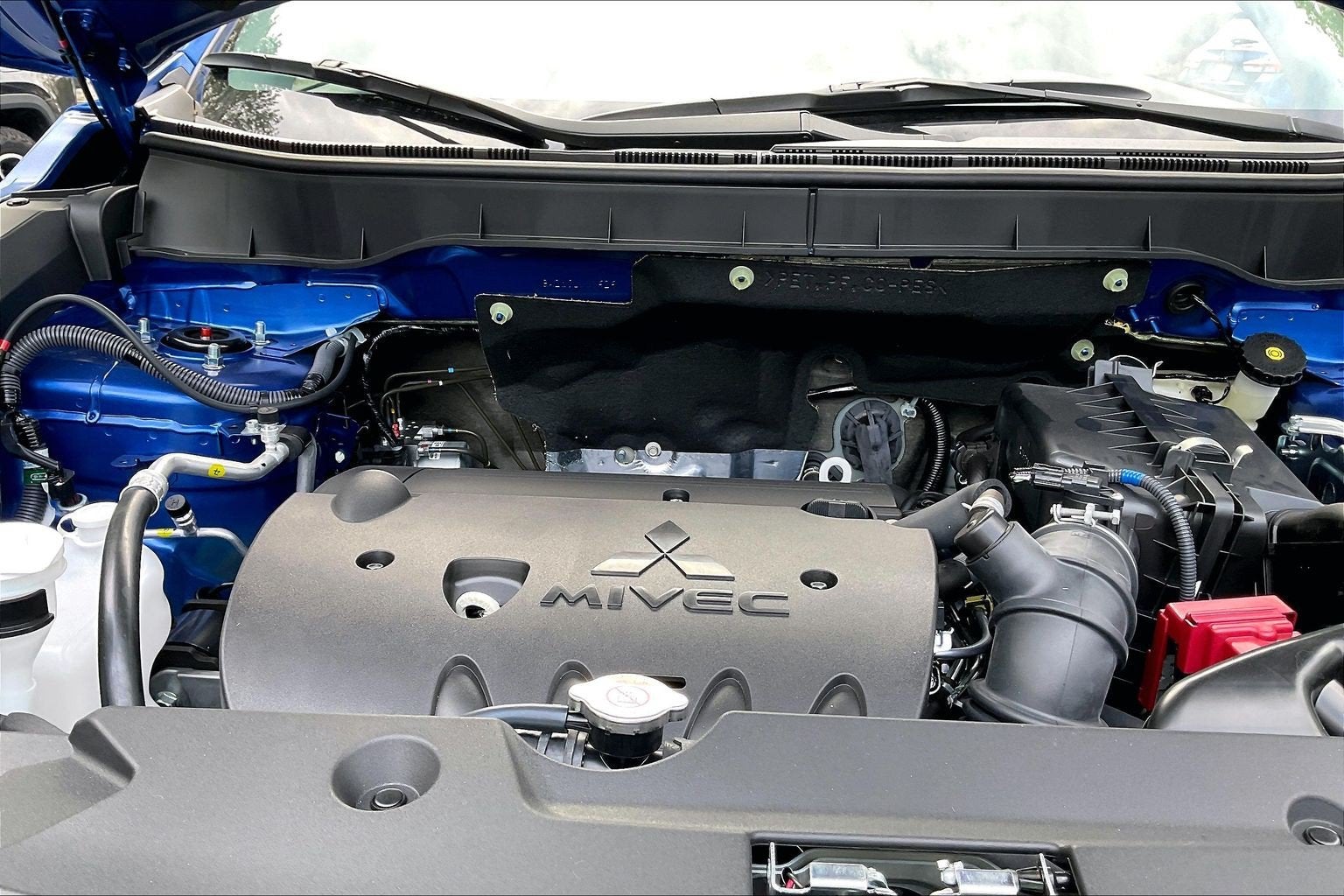 2027 Mitsubishi Outlander Sport LE