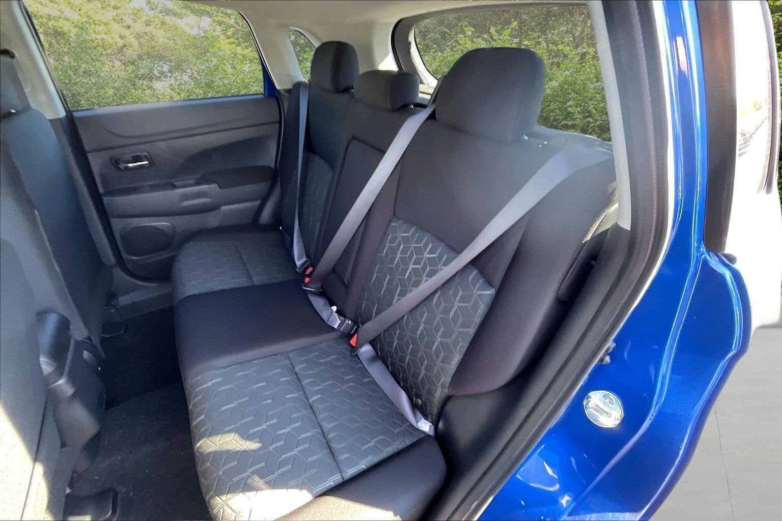 2027 Mitsubishi Outlander Sport Base