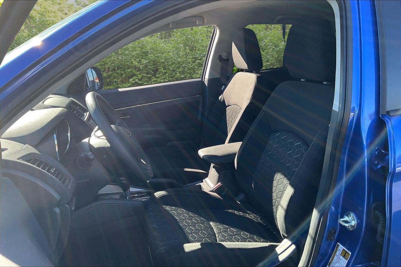 2027 Mitsubishi Outlander Sport Base