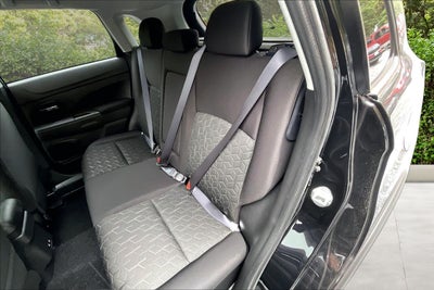 2027 Mitsubishi Outlander Sport LE