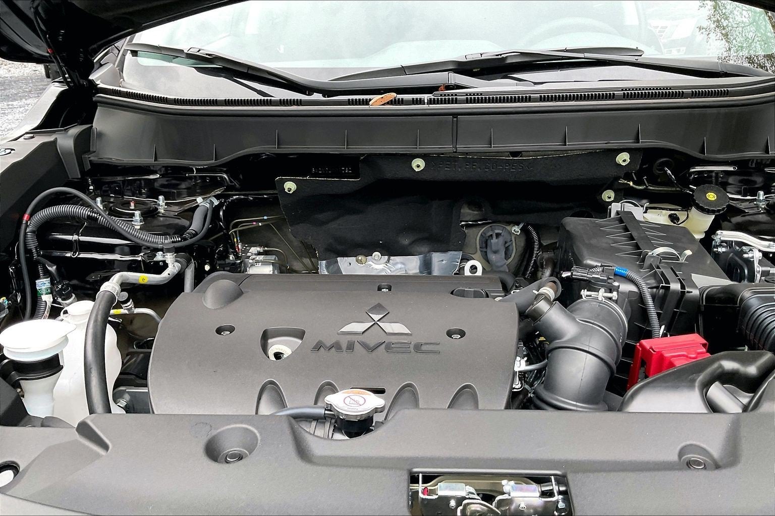 2027 Mitsubishi Outlander Sport LE