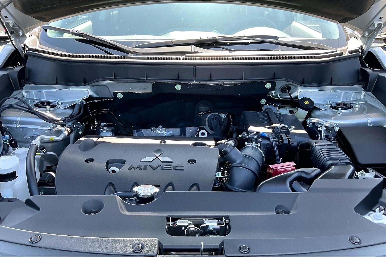 2027 Mitsubishi Outlander Sport LE