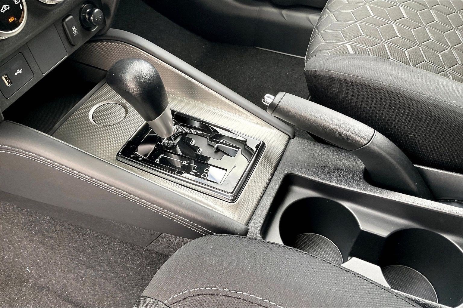 2027 Mitsubishi Outlander Sport Base