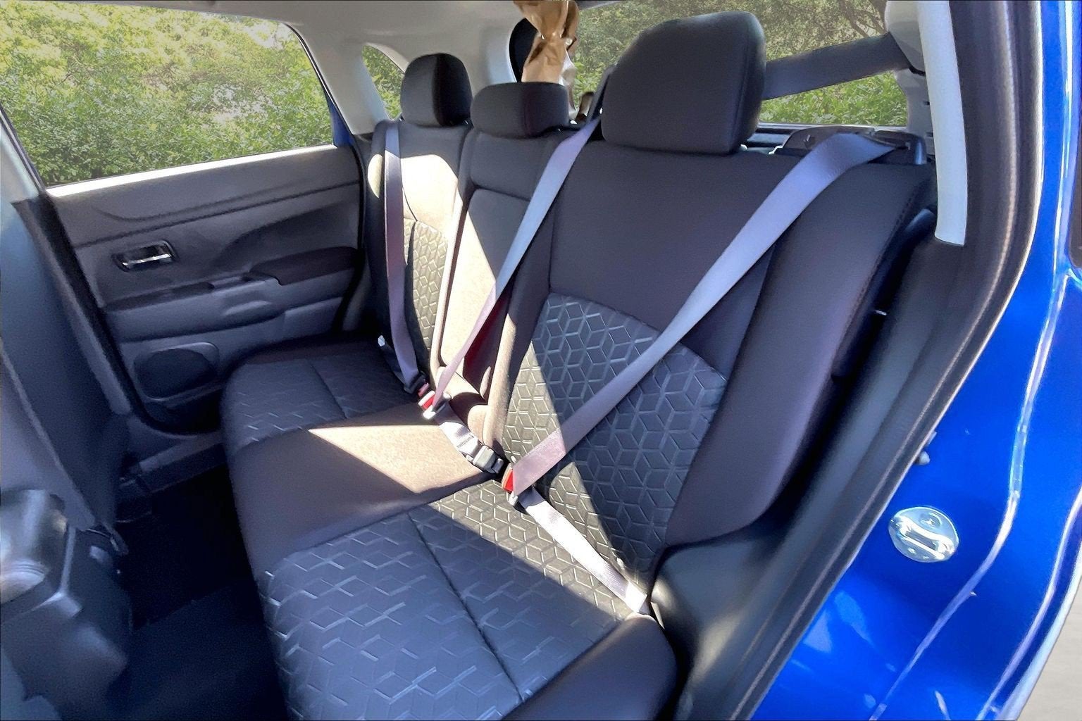 2027 Mitsubishi Outlander Sport Base