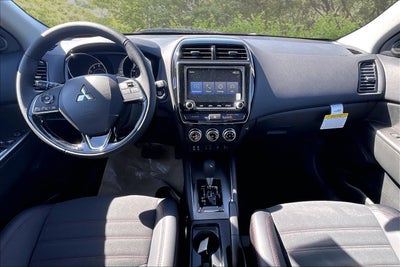2026 Mitsubishi Outlander Sport SE