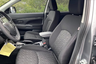 2026 Mitsubishi Outlander Sport LE