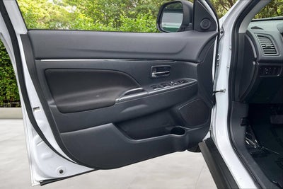 2025 Mitsubishi Outlander Sport ES
