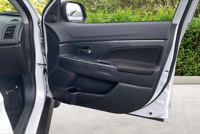 2025 Mitsubishi Outlander Sport ES