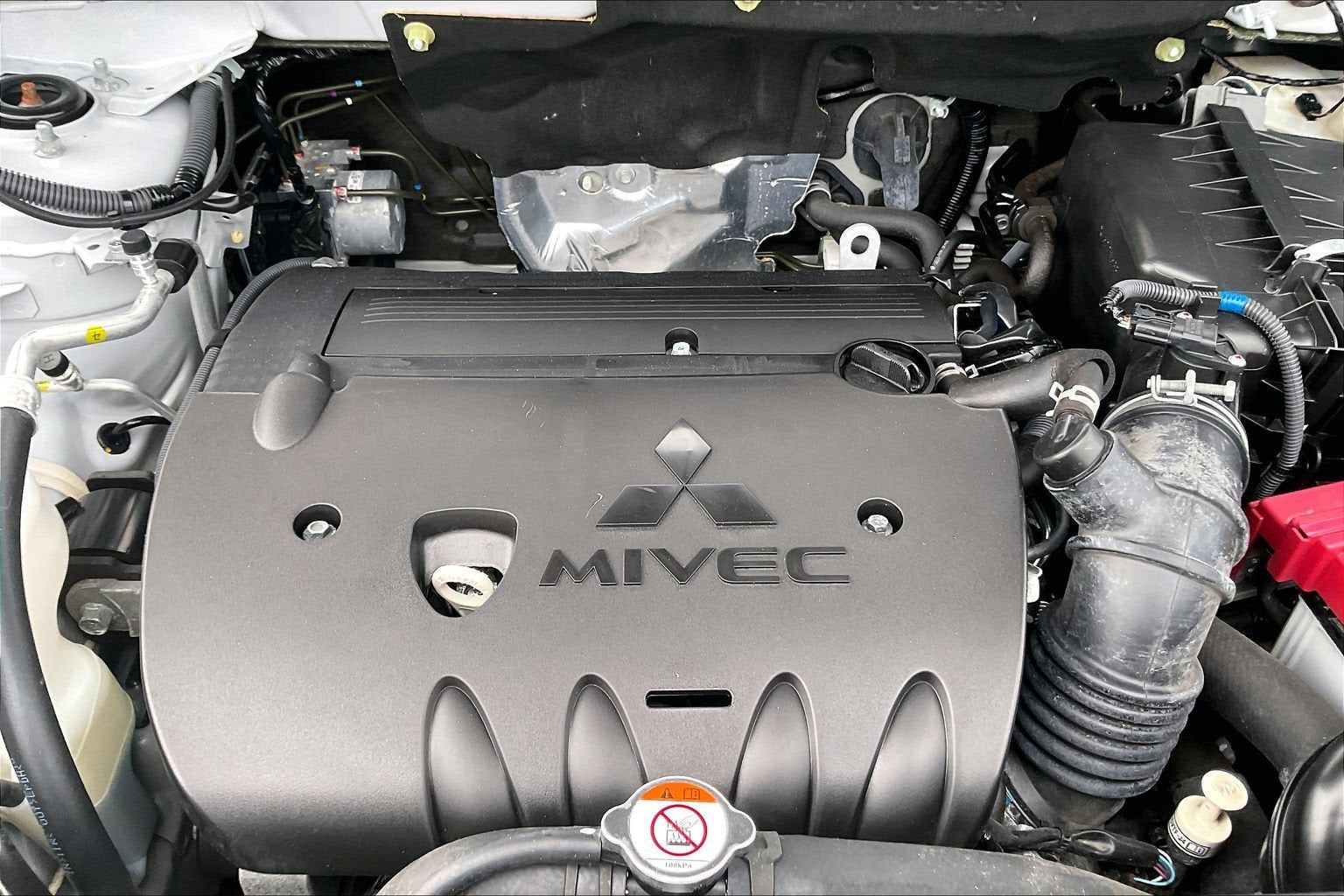 2025 Mitsubishi Outlander Sport ES
