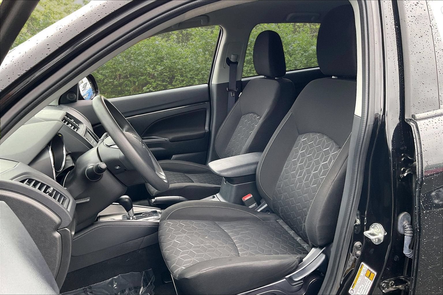 2024 Mitsubishi Outlander Sport ES