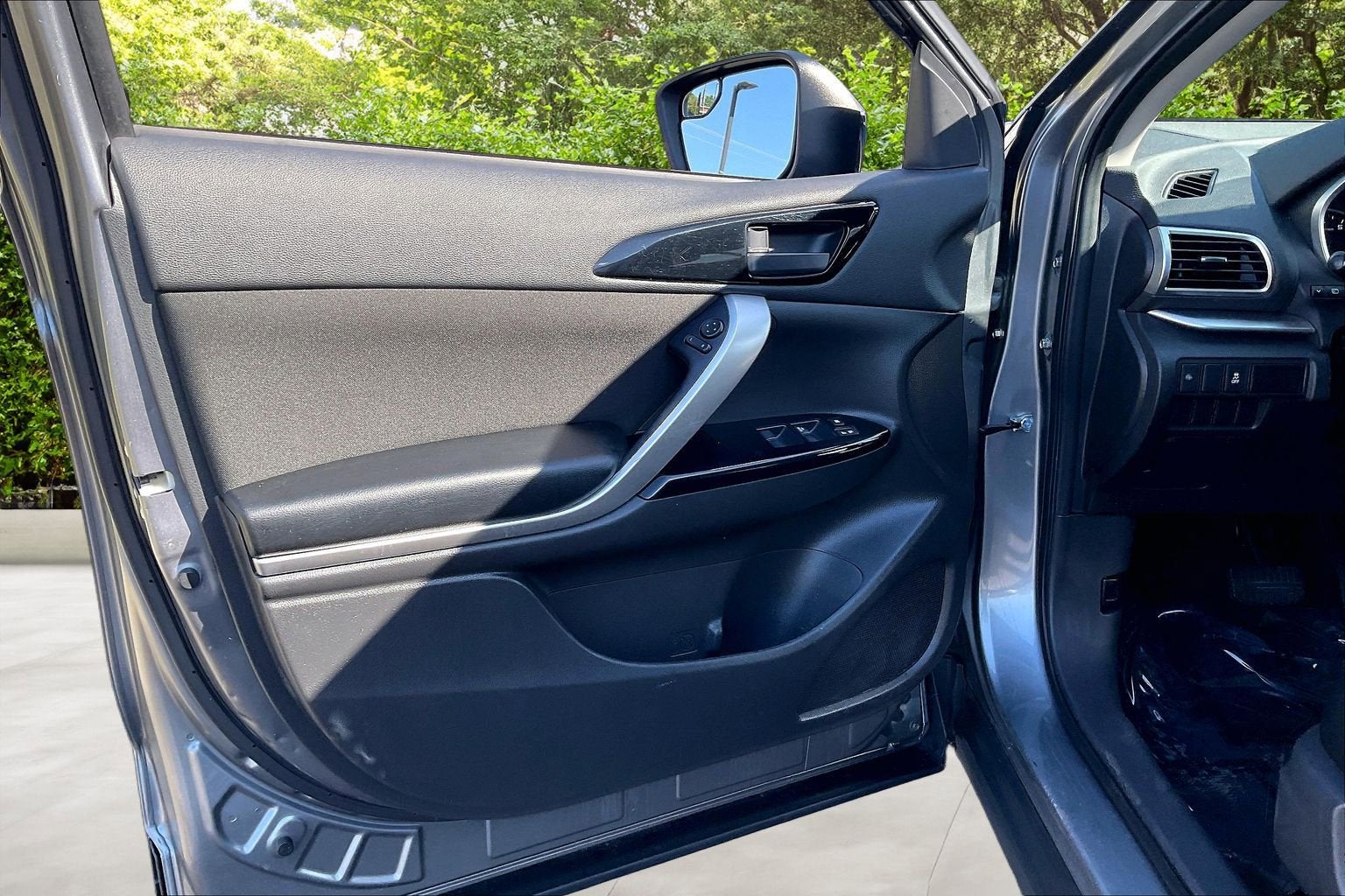 2019 Mitsubishi Eclipse Cross LE