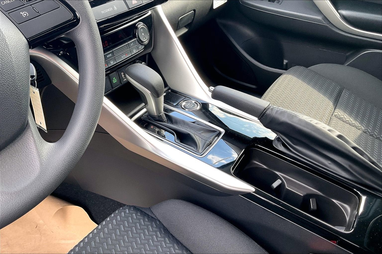 2026 Mitsubishi Eclipse Cross ES