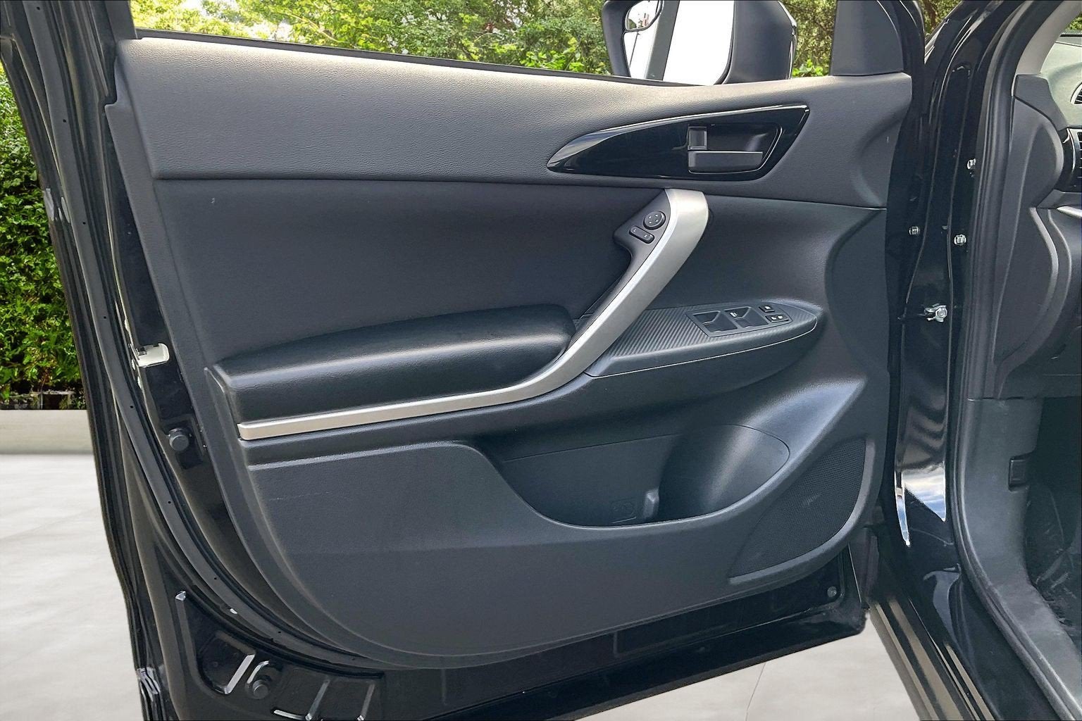2024 Mitsubishi Eclipse Cross ES