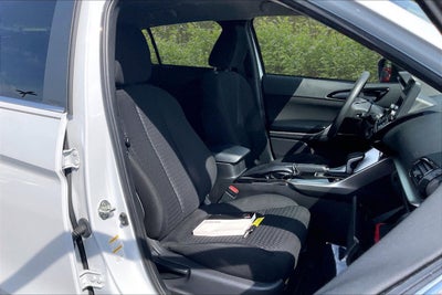 2023 Mitsubishi Eclipse Cross LE
