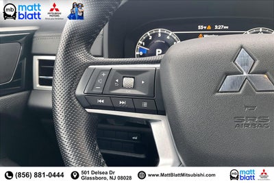 2022 Mitsubishi Outlander SE