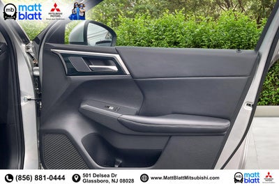 2022 Mitsubishi Outlander SE